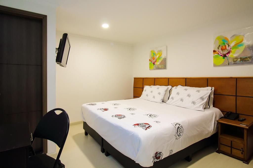 Hotel Casa Quinta Embajada Богота Екстериор снимка