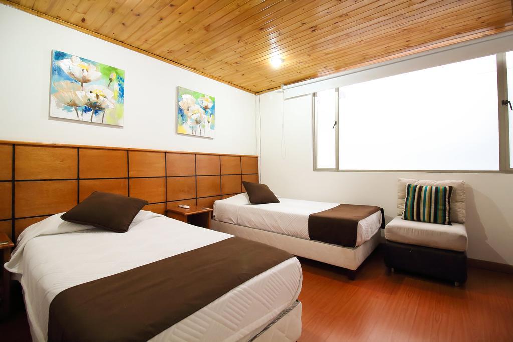 Hotel Casa Quinta Embajada Богота Екстериор снимка